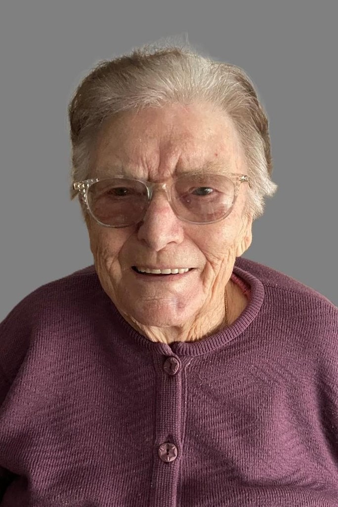 Foto 1 CARMEN POSE VALVERDE 